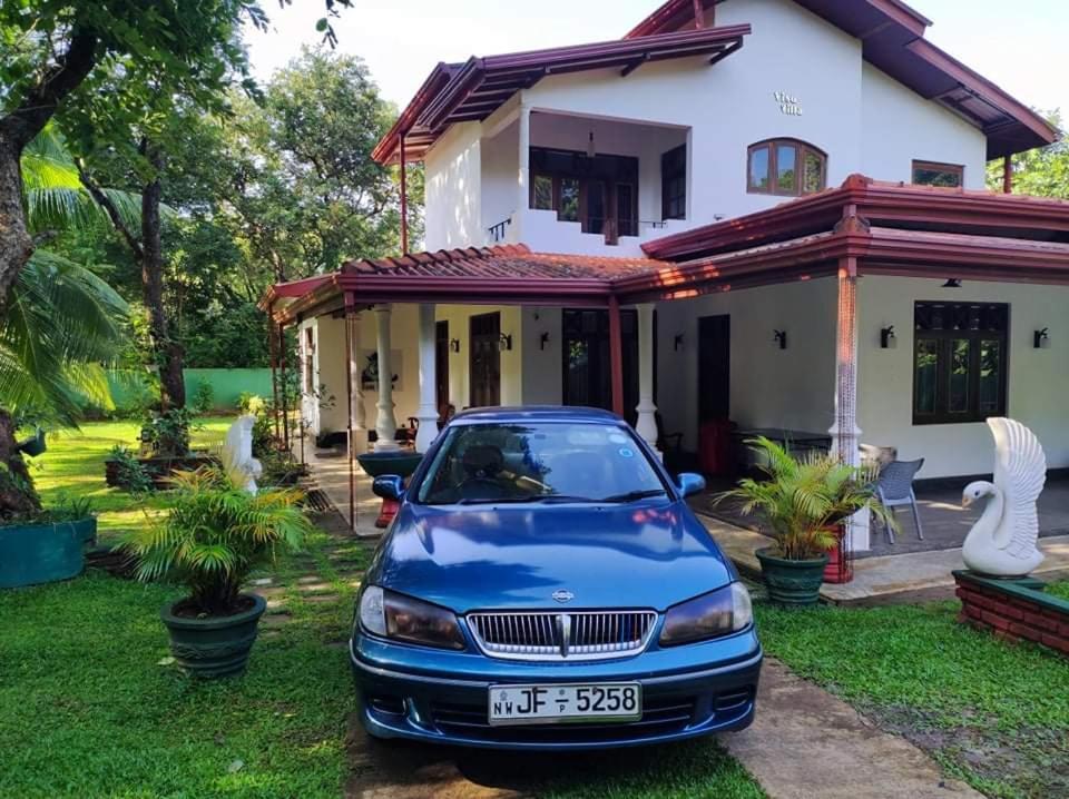 Visu Villa Hotel Хабарана Екстериор снимка