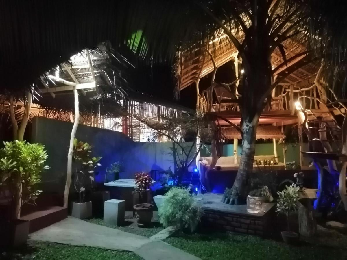 Visu Villa Hotel Хабарана Екстериор снимка