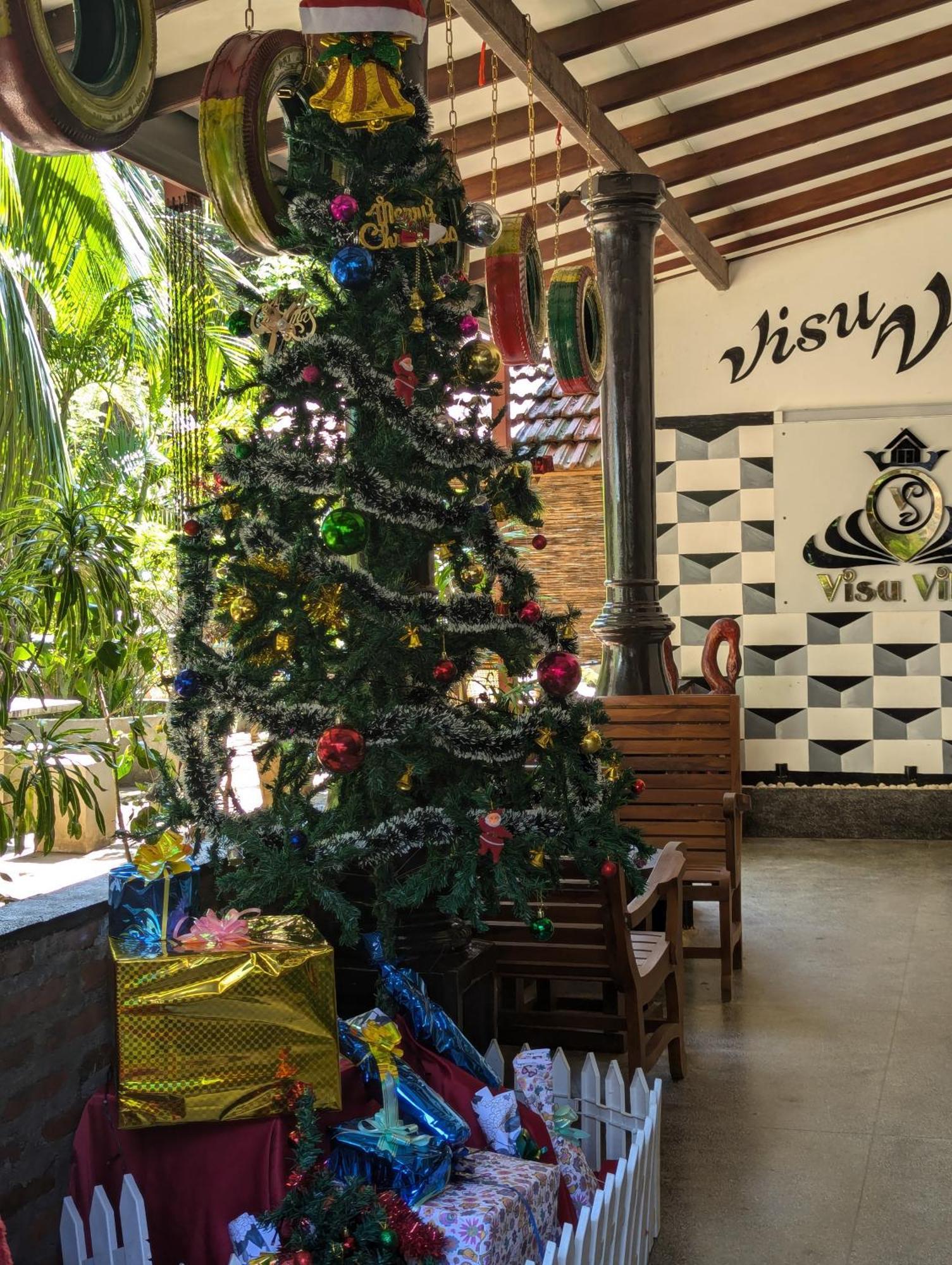 Visu Villa Hotel Хабарана Екстериор снимка